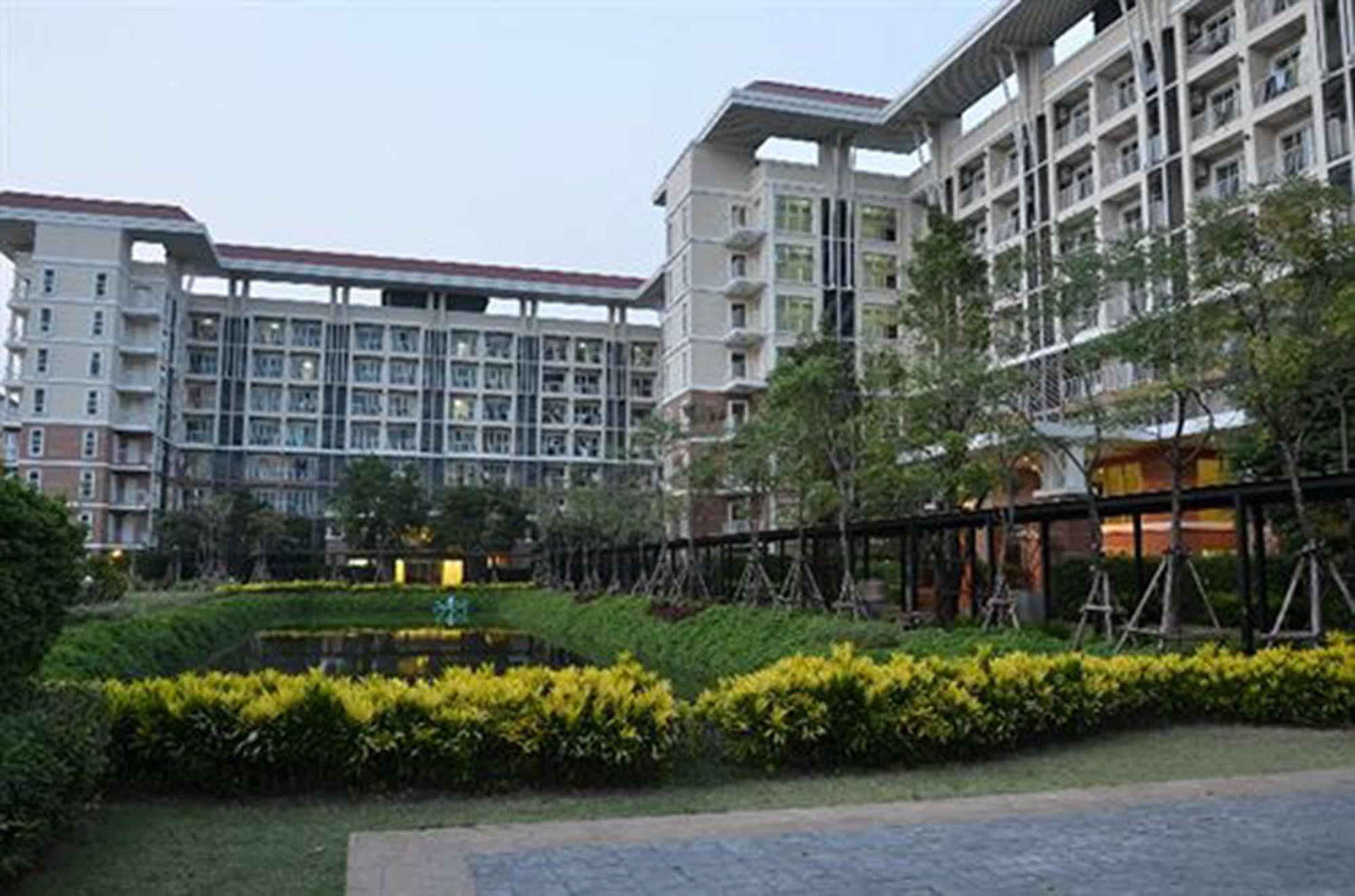 Grow Residences Bangkok Extérieur photo